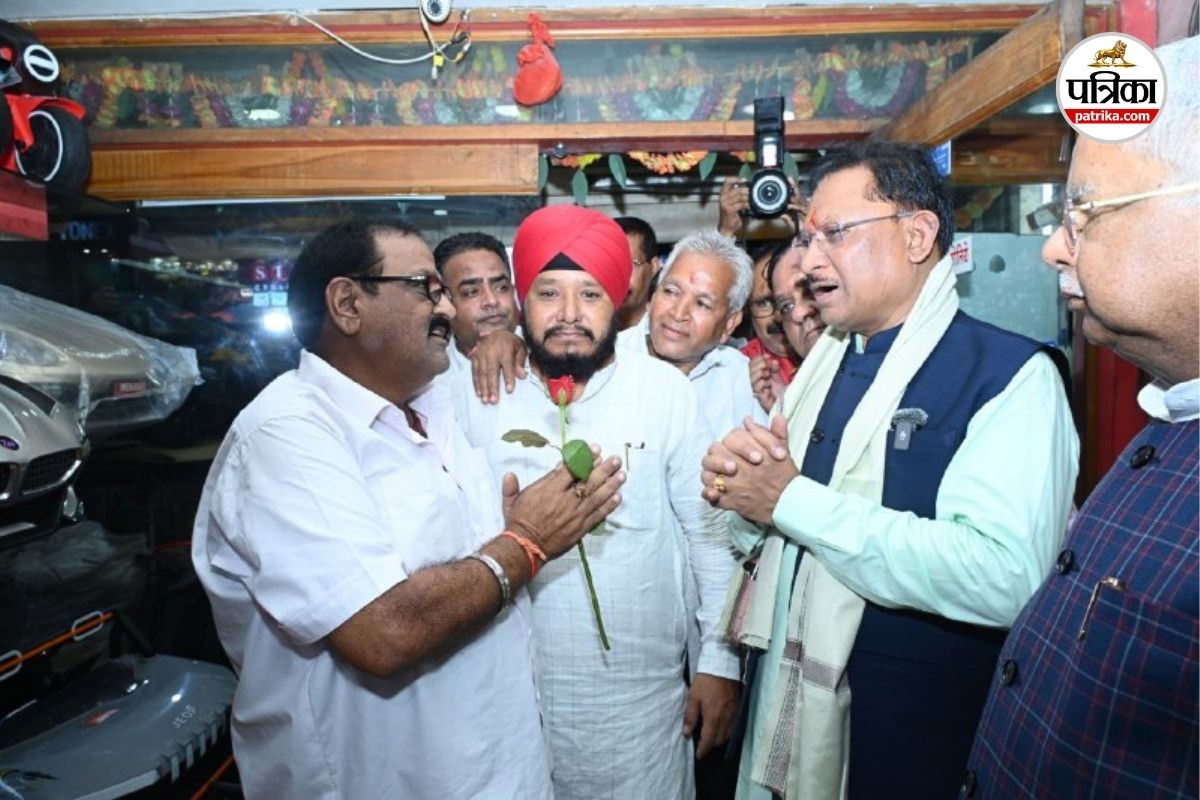 GST Bachat Mahotsav: जीएसटी बचत उत्सव बना जश्न का मौका, मुख्यमंत्री साय ने बढ़ाया व्यापारियों का हौसला