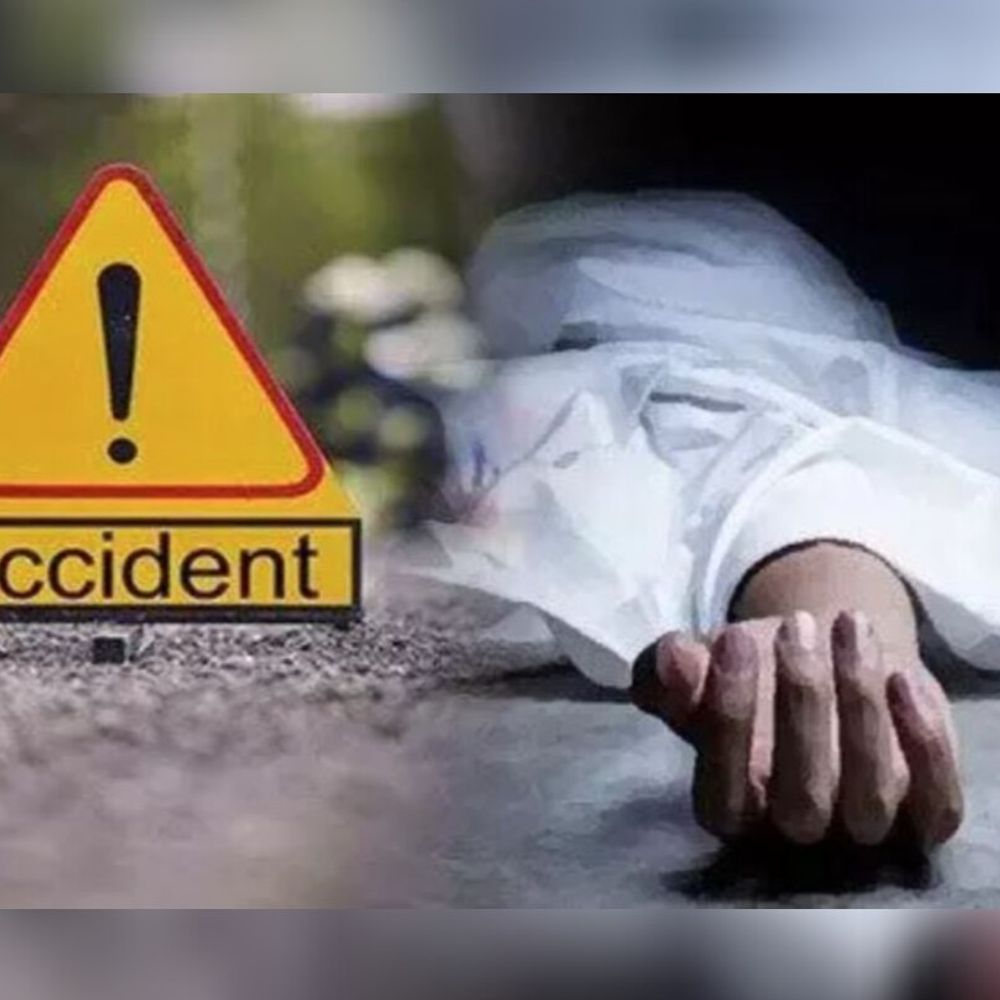 लखनऊ में स्कूटी सवार दंपती को ट्रक ने रौंदा:पत्नी की मौके पर मौत; पति गंभीर घायल, ड्राइवर को दौड़ाकर पकड़ा