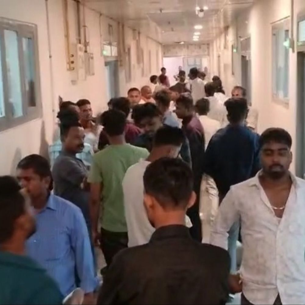 दरभंगा में मामूली विवाद पर संतोष को मारी 3 गोली:थोड़ा साइड हट जाइए को लेकर शुरू विवाद;कमर-कंधे व हाथ को बनाया निशाना