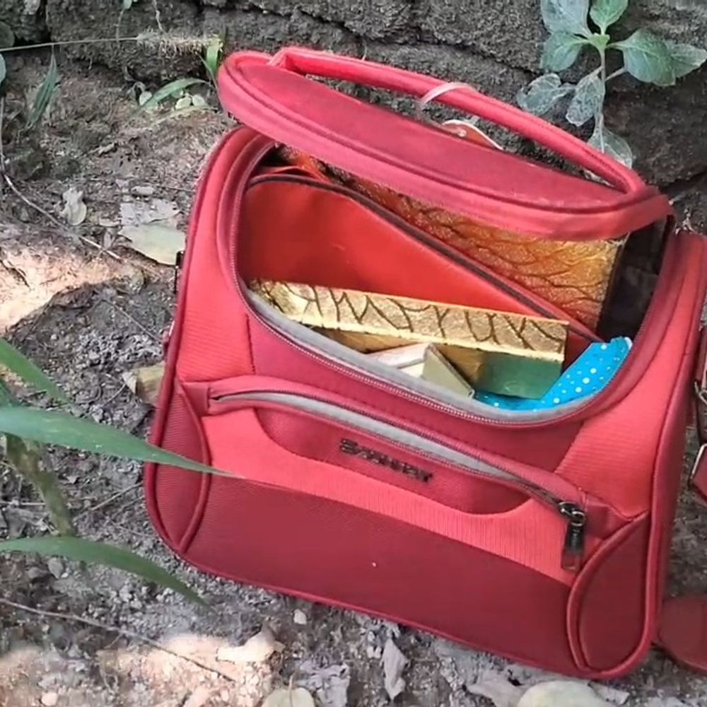 आशा वर्कर के घर से 10 लाख की चोरी:सोने-चांदी के जेवरात और कैश ले भागे, वारदात के समय घर में सो रहा था परिवार