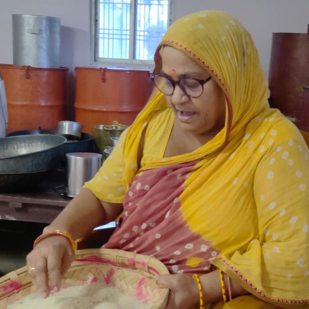 रीना रानी 52 सालों से कर रहीं छठ व्रत:18 साल की उम्र में शुरू किया, आज भी जारी है आस्था का महापर्व