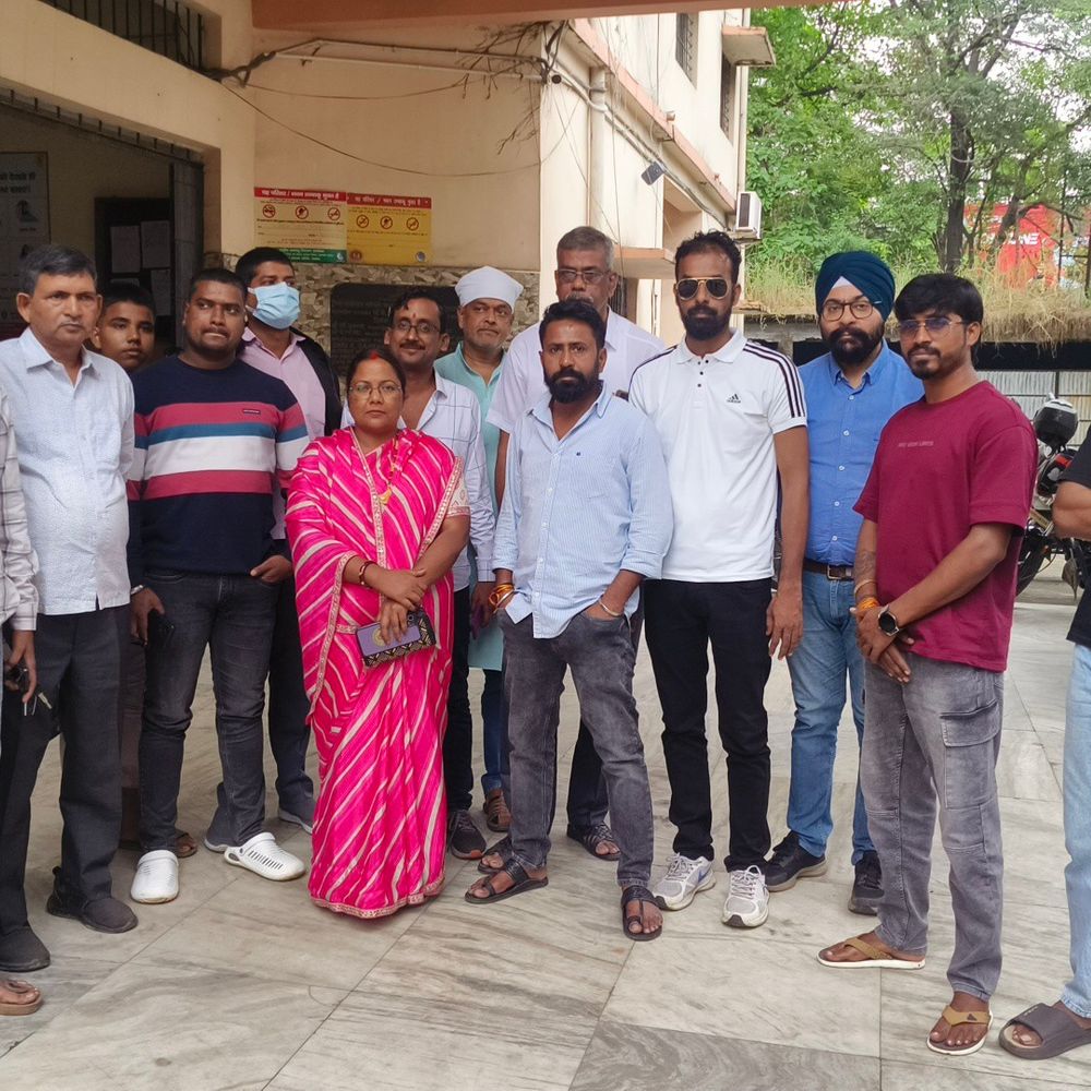 NGO संचालकों ने सिविल सर्जन का किया विरोध:रक्तदान अभियान की बैठक रद्द होने पर जताई नाराजगी