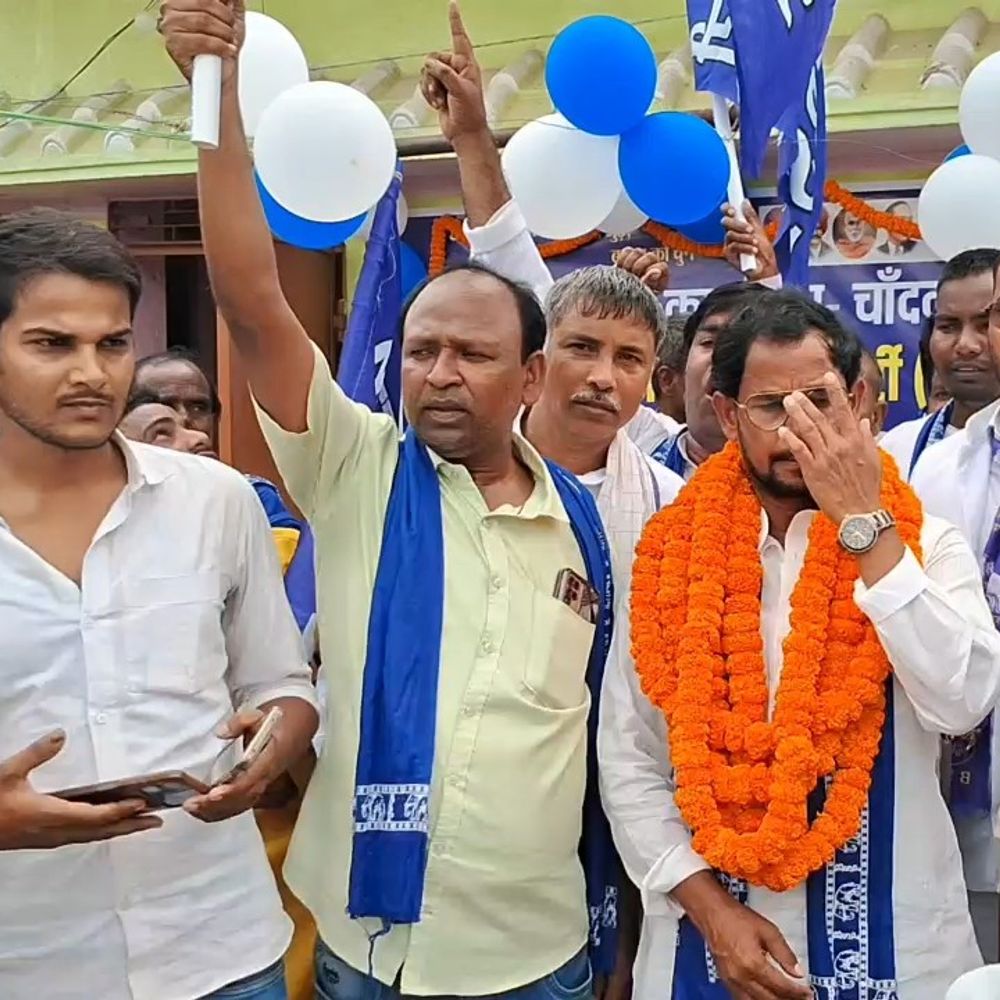 बसपा प्रत्याशी ओमप्रकाश दीवाना ने मोहनिया में खोला चुनावी कार्यालय:चांदनी चौक पर उद्घाटन, बोले- जनता ही तय करेगी नंबर वन