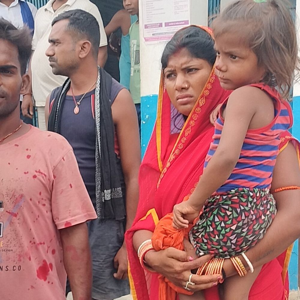 गेनाहरसन गांव में आवारा कुत्ते ने बच्चे को काटा:उप स्वास्थ्य केंद्र में रेबीज इंजेक्शन नहीं मिला, परिजनों में आक्रोश