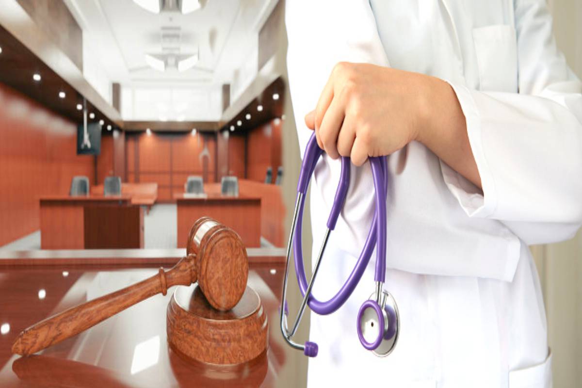 पीपीपी मॉडल के तहत सरकारी मेडिकल कॉलेज स्थापित करने की योजना की आलोचना