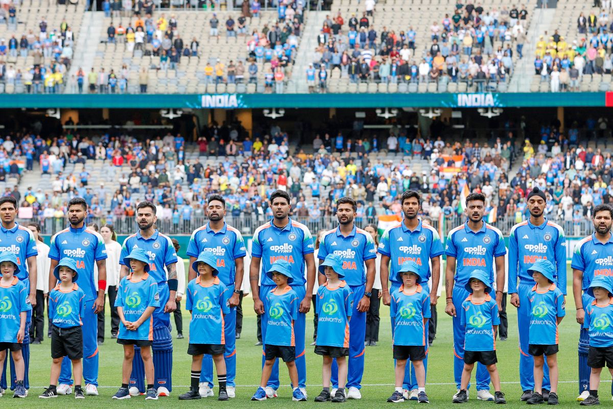 IND vs AUS 2nd ODI Playing 11: दूसरे वनडे में टीम इंडिया में हो सकते हैं 2 बड़े बदलाव, गंभीर के चहेतों की होगी छुट्टी!