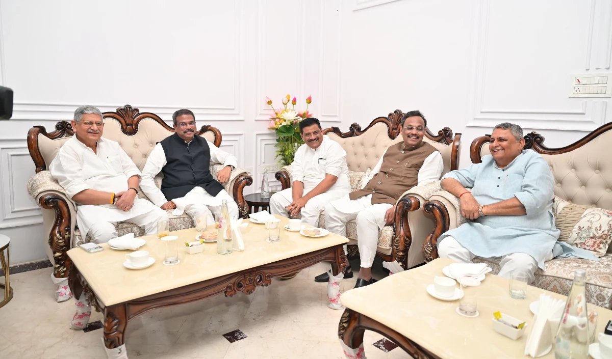 बिहार NDA में सीटों पर ‘खींच-तान’ जारी, BJP का दावा- सब ठीक है, कल खुलेंगे पत्ते