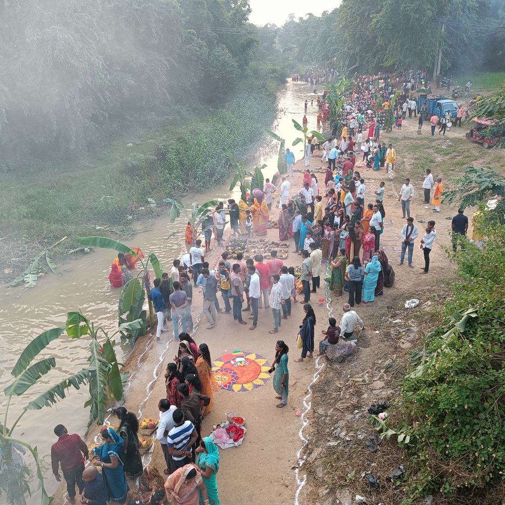 बांका में छठ महापर्व संपन्न, शहीदों को विशेष श्रद्धांजलि:एक सुप और एक दीप अर्पित कर किया गया सम्मान