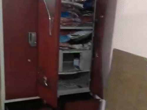 पूर्णिया में कैश-जेवरात समेत 35 लाख की चोरी:पांच घरों को बनाया निशाना, ताला तोड़कर अंदर घुसे थे; CCTV में 2 चोरों की तस्वीर कैद