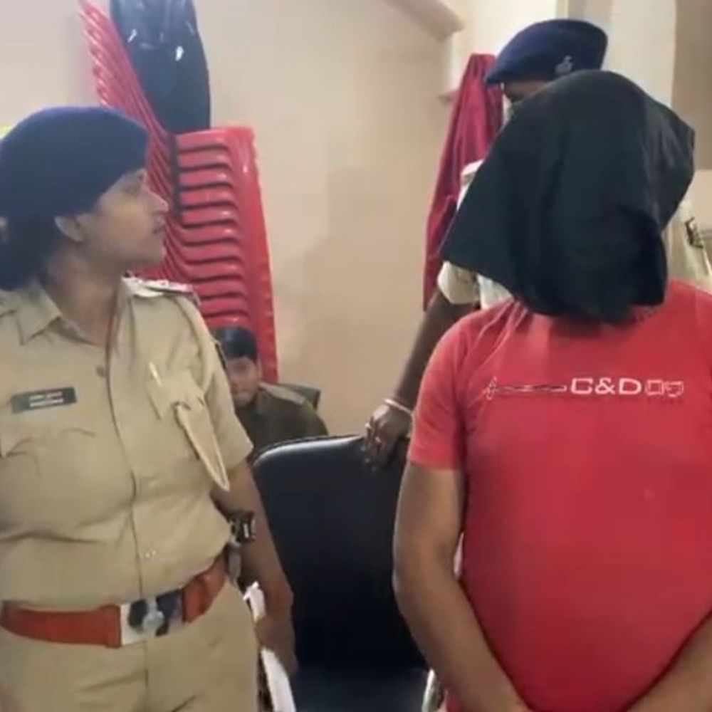 25 हजार का इनामी बदमाश विजय राय गिरफ्तार:पटना पुलिस ने दानापुर स्टेशन से पकड़ा, हत्या के मामले में था फरार