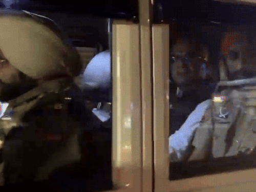 पंजाब और चंडीगढ़ की पुलिस के बीच 31 घंटे ड्रामा:रोपड़ कोर्ट से अरेस्ट वारंट, हाईकोर्ट का आदेश पड़ा भारी, आरोपी की कस्टडी रोपड़ पुलिस को देनी पड़ी