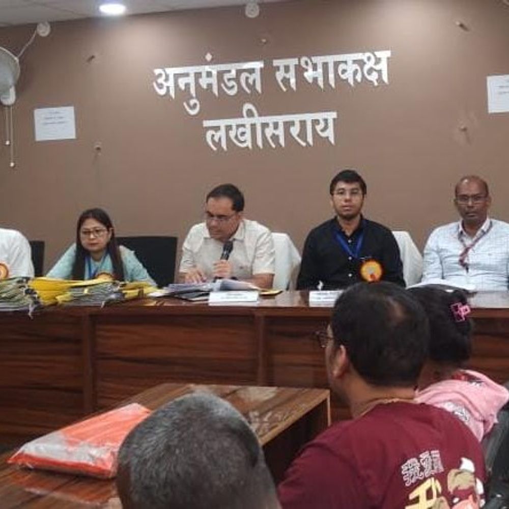 लखीसराय में चार उम्मीदवारों के नामांकन रद्द:कागजातों में त्रुटियां मिलने के बाद चुनाव आयोग का फैसला