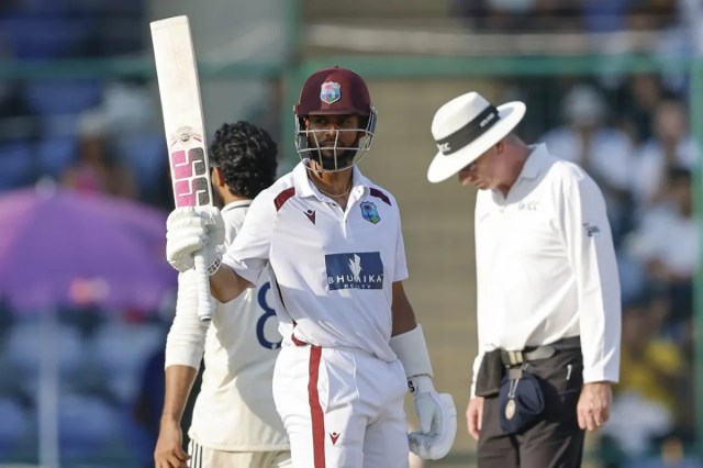 IND vs WI: शाई होप ने खत्म किया शतक का सूखा, आठ साल बाद ठोकी सेंचुरी, बनाया ये बड़ा रिकॉर्ड