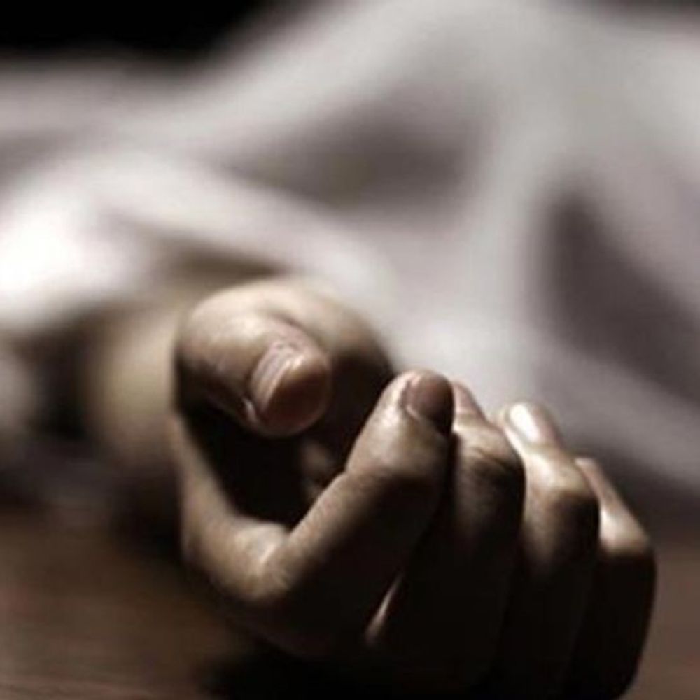 फतेहपुर में नवविवाहिता ने घर में लगाई फांसी:संदिग्ध परिस्थितियों में मिला शव, पुलिस जांच में जुटी