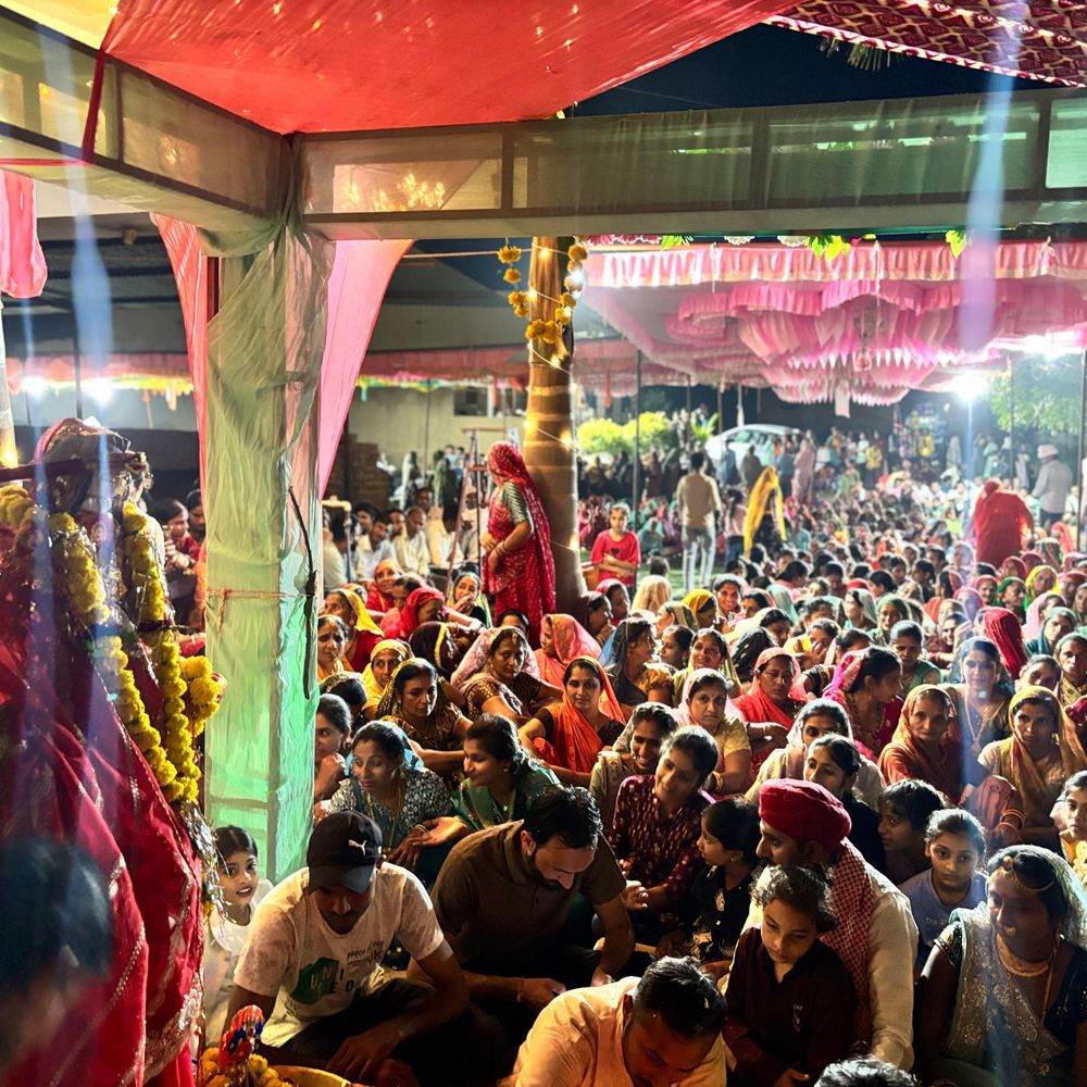 बांसवाड़ा में तुलसी विवाह में 101 यजमानों ने किया यज्ञ:नगर भ्रमण कर महाप्रसादी के साथ हुआ समापन, ग्रामीणों ने उत्साह से भाग लिया