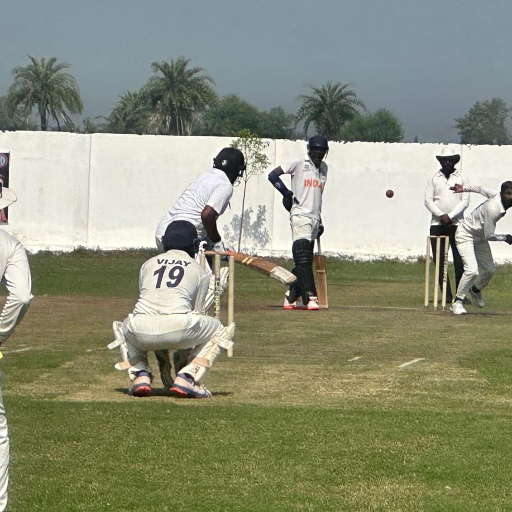 बांसवाड़ा-रॉयल्स ने हिंद स्टार क्लब को 33 रन से हराया:मानगढ़ कप के सीजन-4 में आज हुए 4 रोमांचक मुकाबले