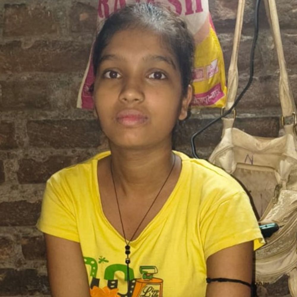 आरा-मोहनिया NH पर सड़क हादसे में लड़की की मौत:चॉकलेट फैक्ट्री से काम करके घर से लौट रही थी, तेज रफ्तार पिकअप ने रौंदा