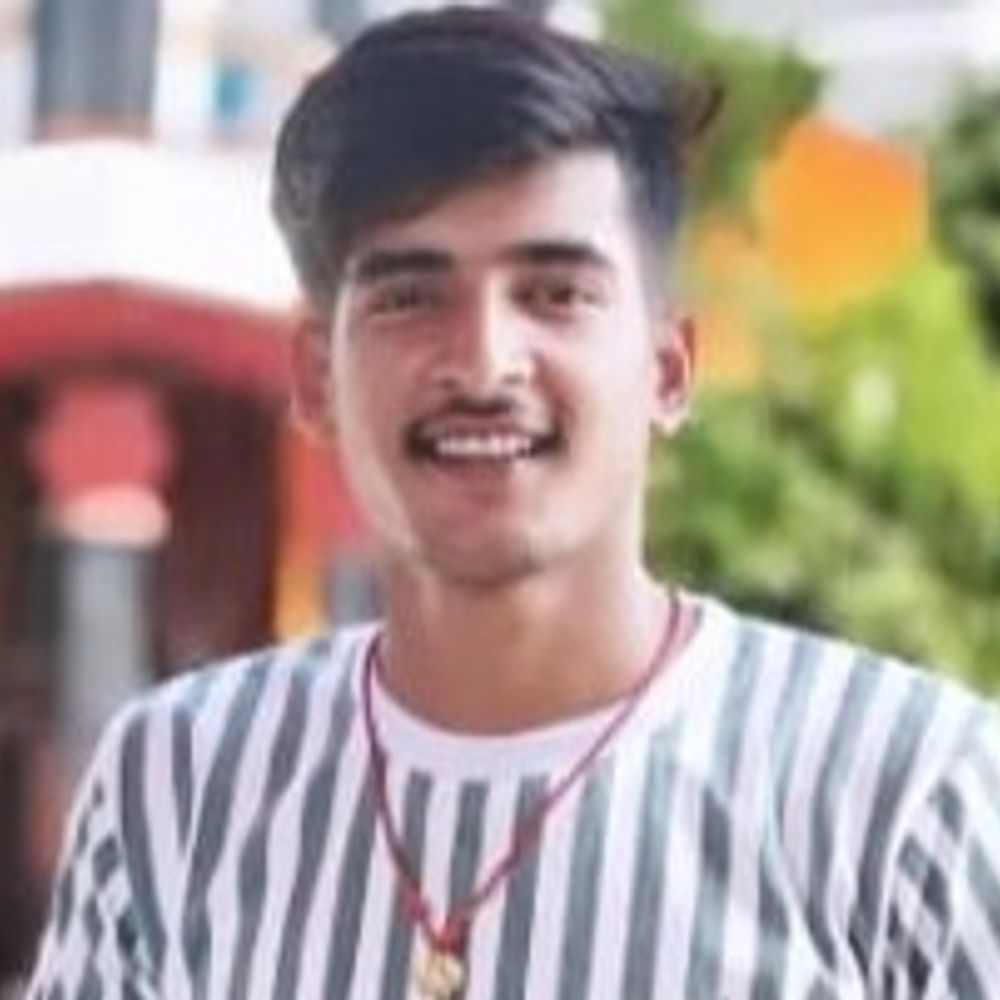 बेगूसराय में ससुराल जा रहे युवक की हादसे में मौत:7 महीने पहले शादी हुई थी, बाइक सवार दो दोस्तों की हालत गंभीर