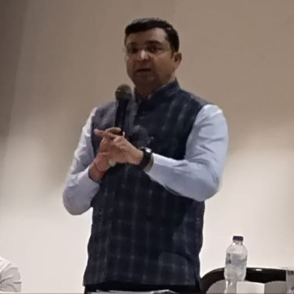 नालंदा में आज शाम 6 बजे से साइलेंस पीरियड:चुनाव प्रचार पर पूर्ण प्रतिबंध, बाहरी मतदाताओं को भी लौटना होगा