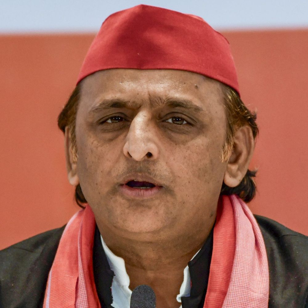 औरंगाबाद में महागठबंधन का शक्ति प्रदर्शन:ओबरा विधानसभा क्षेत्र में अखिलेश यादव की चुनावी रैली, आरजेडी के ऋषि कुमार के लिए वोट मांगेंगे