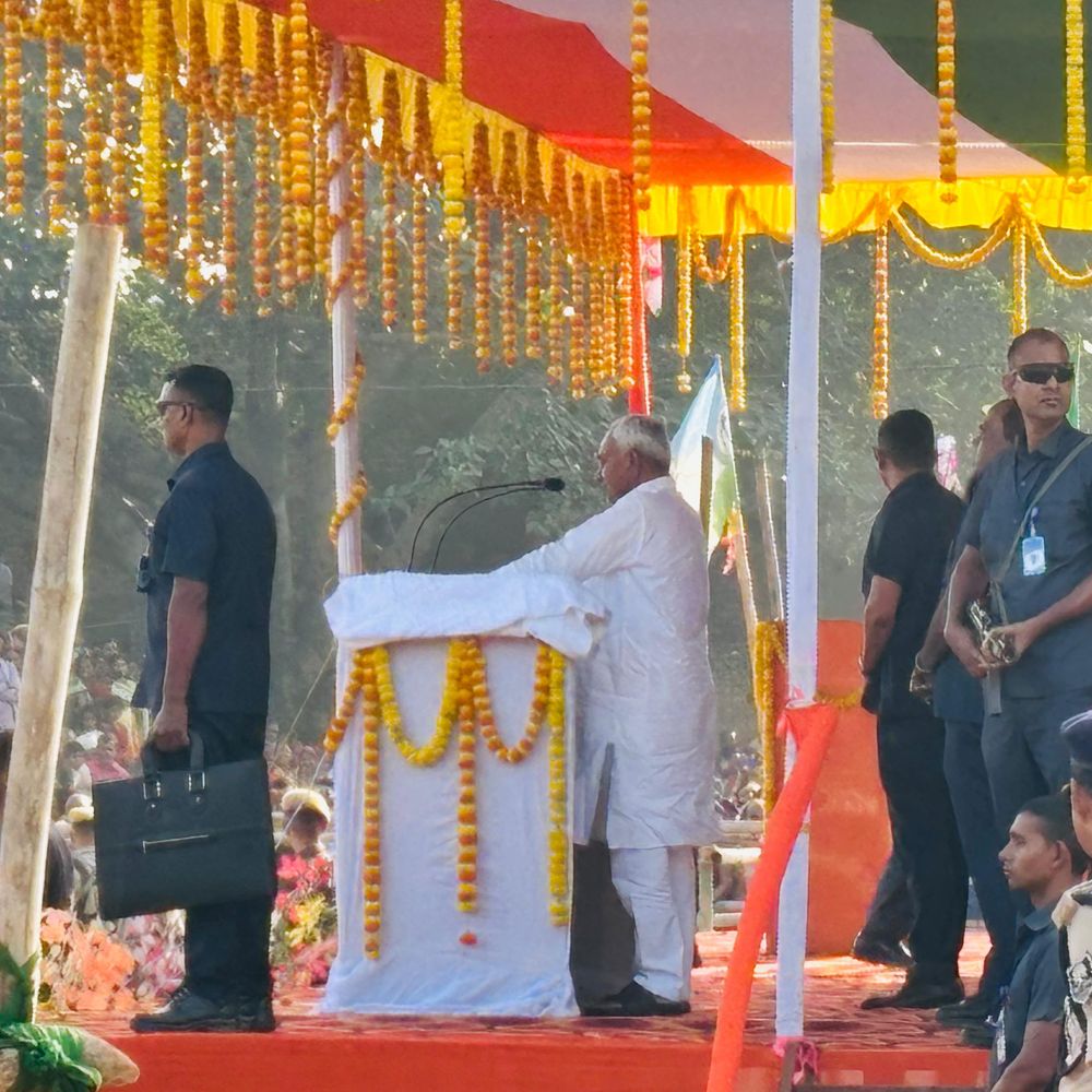 अरवल में सीएम नीतीश कुमार की जनसभा:बोले- पहले शाम को लोग आने-जाने से डरते थे, अब राज्य में विकास की धारा बह रही