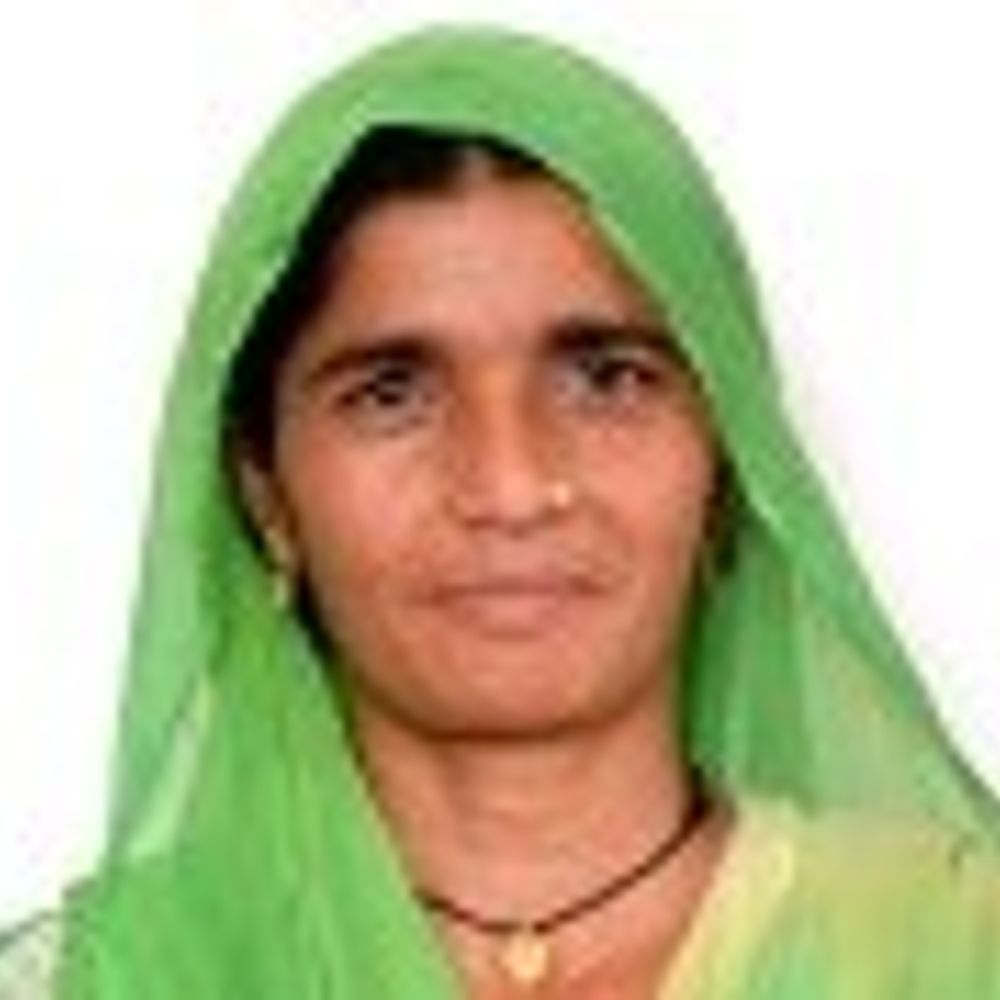 अबोहर में ट्रेन कटकर महिला ने किया सुसाइड:परिजनों ने गांव के व्यक्ति पर लगाए प्रताड़ना के आरोप; मॉर्च्युरी के बाहर धरने पर बैठे