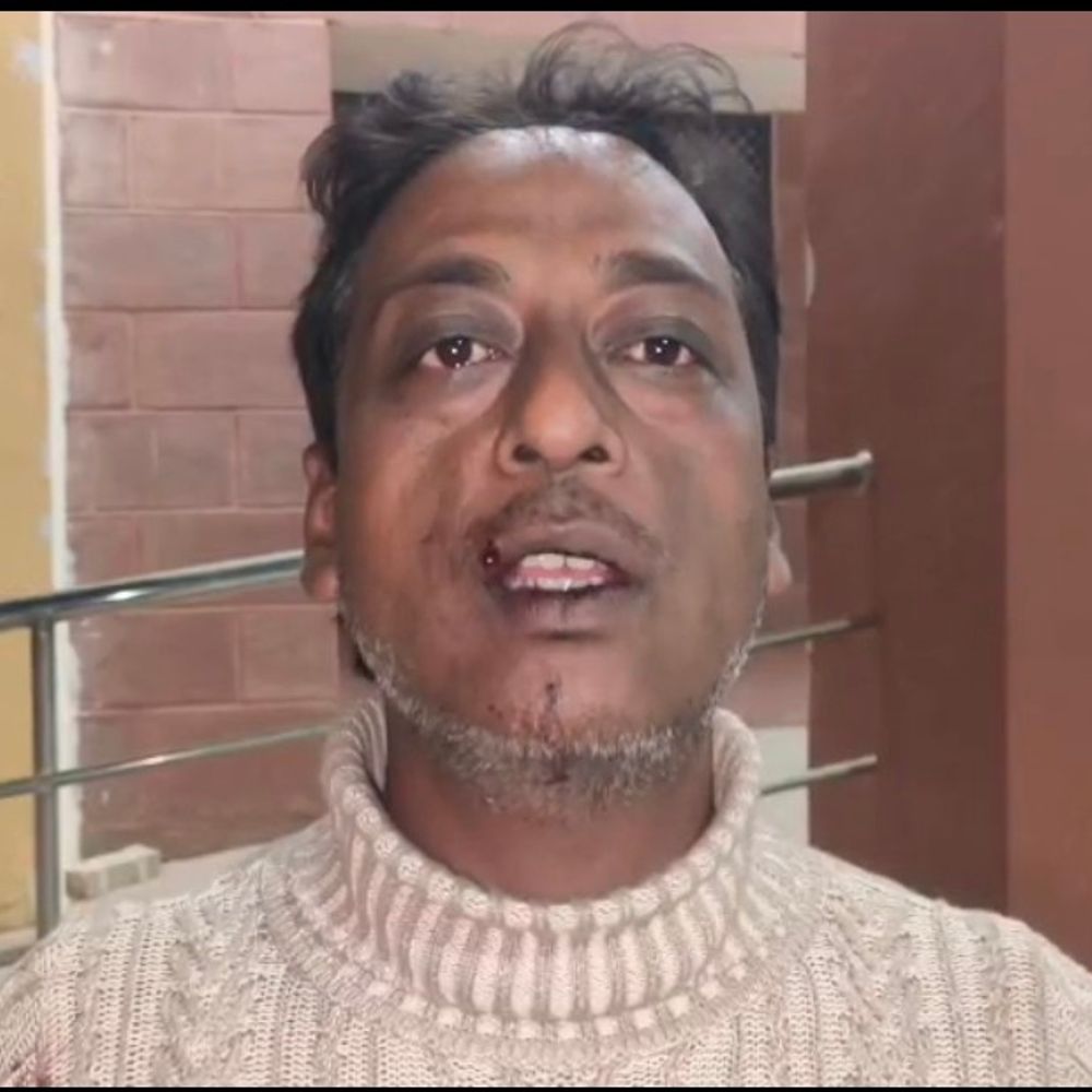 कौशांबी में SIR फॉर्म भरवाने गए युवक पर हमला:परिवार के लोगों पर लाठी-डंडे से पीटने का आरोप, पुलिस में दी शिकायत