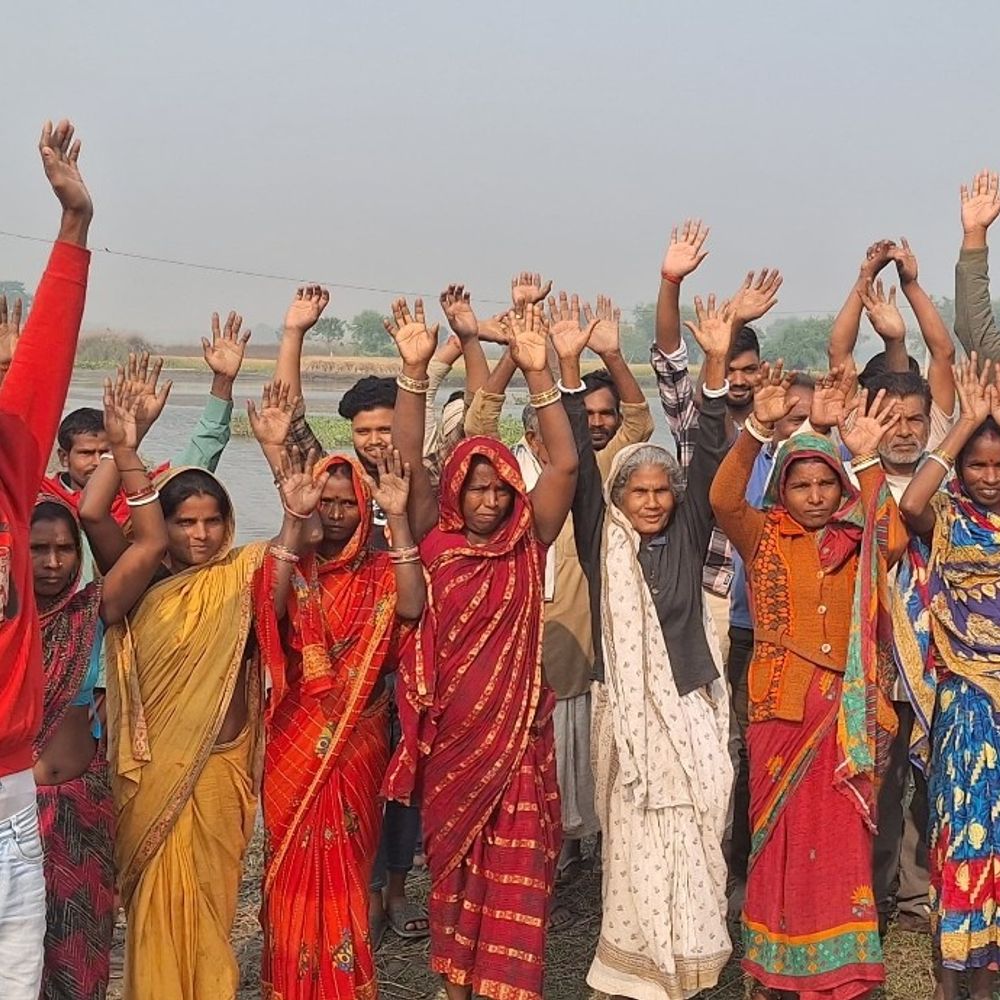 नाव गायब होने से 1200 मतदाता ने नहीं डाला वोट:अररिया में पनभरणी घाट पर नाव नहीं मिलने से ग्रामीणों ने किया वोट बहिष्कार