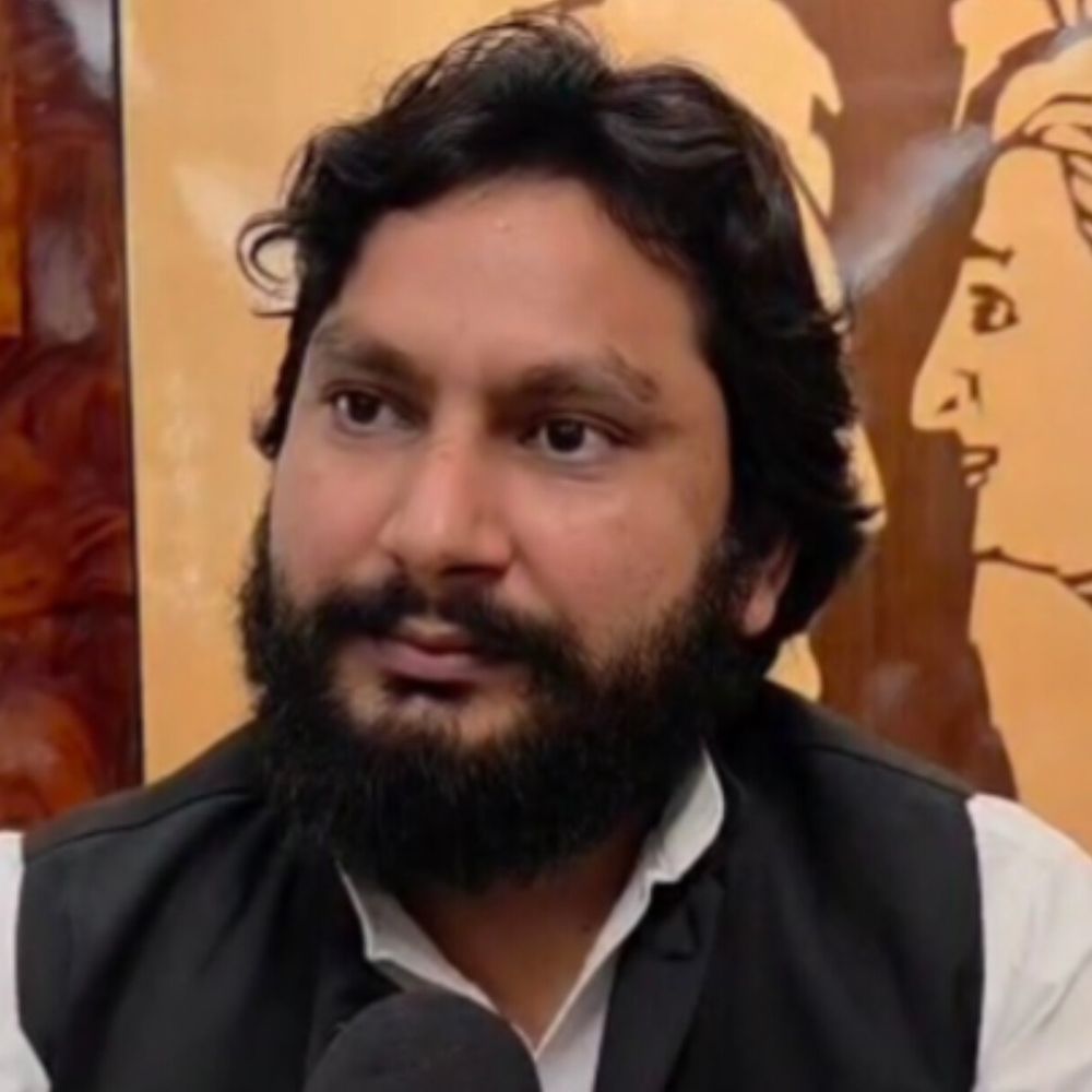 कटिहार पहुंचे NCP प्रदेश अध्यक्ष राहत कादरी:बोले- ‘तेजस्वी को मजबूत कर महाजंगलराज से मुक्ति मिलेगी, जनता अब बदलाव चाहती है’