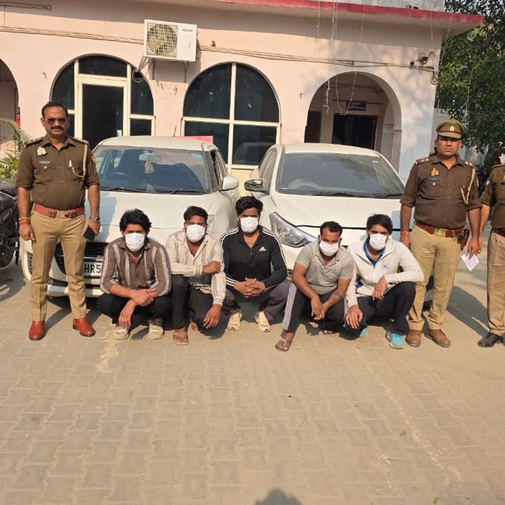 हत्या के पांच फरार आरोपी गिरफ्तार:प्लॉट पर बाउंड्री को लेकर हुआ था विवाद