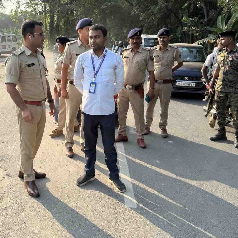 मोतिहारी में एसपी ने किया एसएसटी चेकपोस्ट का निरीक्षण:बोले-संदिग्ध वाहन को बिना जांच न जाने दिया जाए, प्रशासन अलर्ट