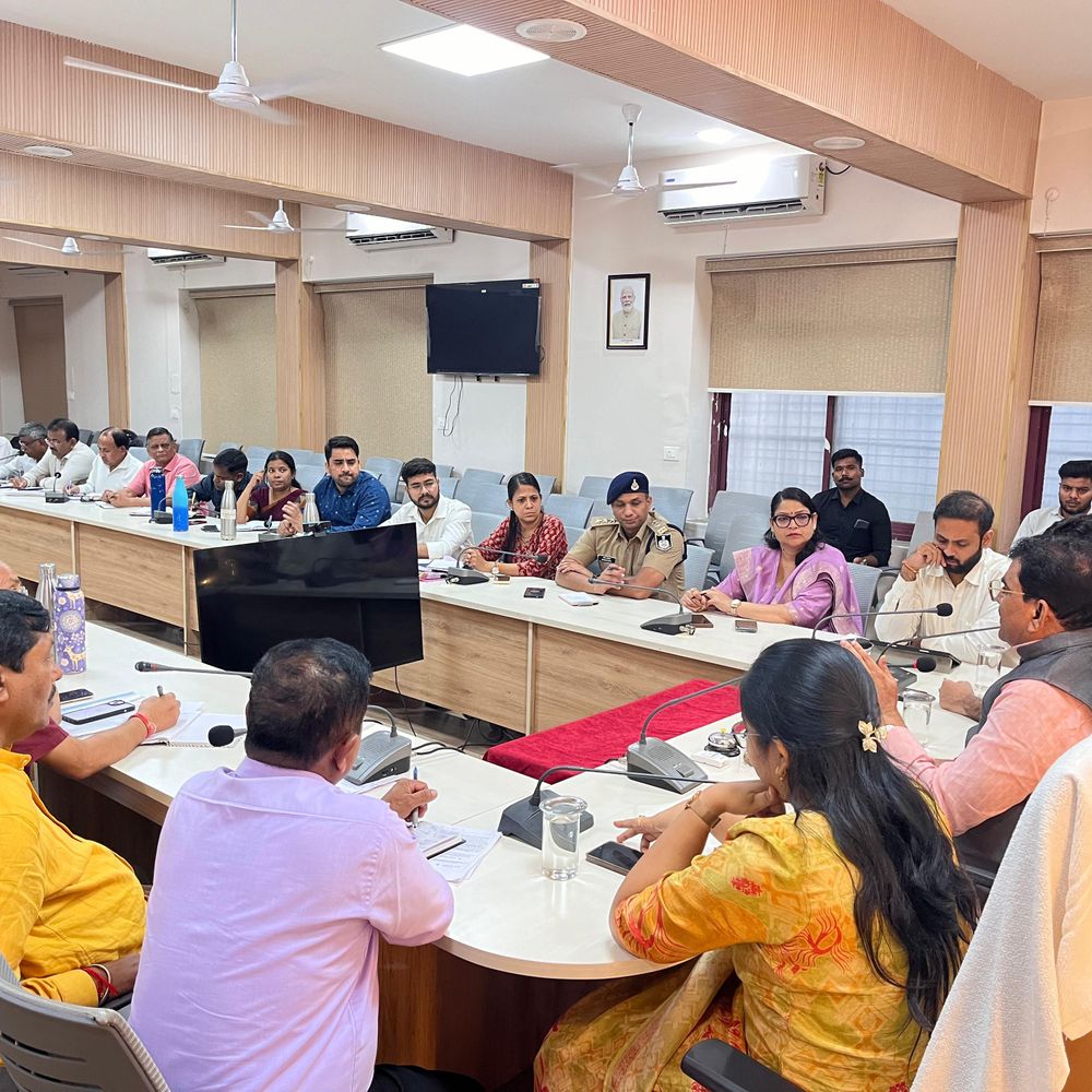 सांसद खेल महोत्सव 2025 की शुरुआत 17 नवंबर से:बुरहानपुर में तैयारी को लेकर बैठक, सांसद पाटील बोले—खेलों से बढ़ेगा फिट इंडिया अभियान