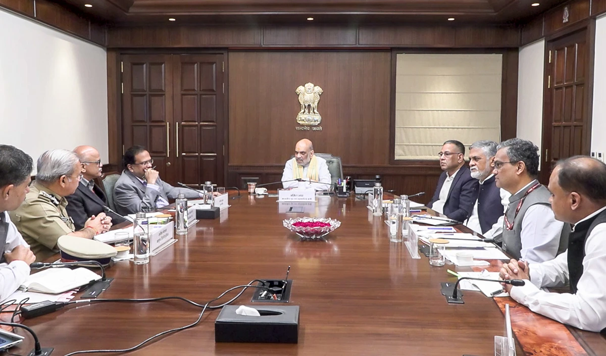 Delhi 10/11 blast: अमित शाह की ताबड़तोड़ बैठकें, सुरक्षा एजेंसियां हाई अलर्ट पर