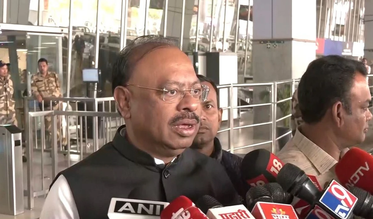 अजित पवार के बेटे से जुड़ा जमीन सौदा, मंत्री बावनकुले बोले- मामला लिखित में आने पर लिया जाएगा फैसला