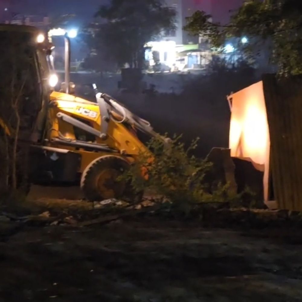 हाईकोर्ट ने की मां बगलामुखी मंदिर की फर्जी डिक्री शून्य:200 करोड़ की भूमि पर सरकार का अधिकार बहाल; देर रात सामान लेकर गए दुकानदार