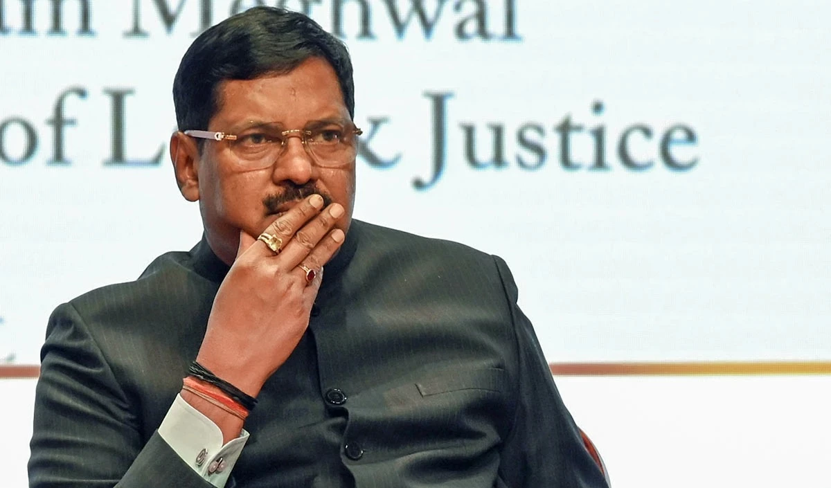 हिंदू विरोधी होने के आरोपों पर बीआर गवई का तीखा पलटवार, बोले – मंदिरों से लेकर मस्जिदों तक गया हूं