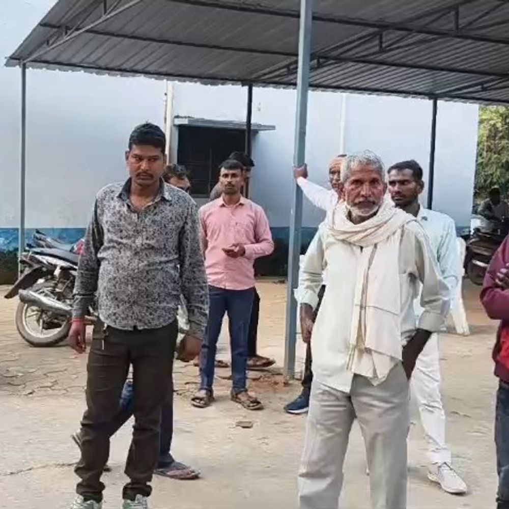 कैमूर में स्नेक बाइट से व्यक्ति की मौत:मोबाइल चार्जर निकालते समय हादसा, पोस्टमार्टम के लिए भेजा शव