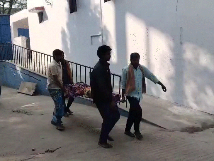 बेगूसराय में करंट लगने से राजमिस्त्री की मौत:निर्माण कार्य के दौरान हाईटेंशन तार की चपेट में आया, समस्तीपुर का रहने वाला था