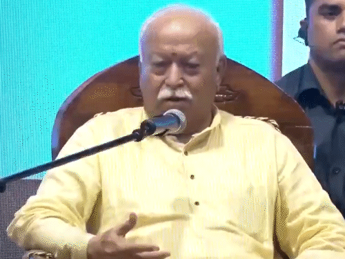 भागवत बोले- समाज सिर्फ कानूनों से नहीं मजबूत नहीं होता:लोगों में संस्कृति से जुड़ाव और अपनापन होना जरूरी; भारत की सोच सबको एक मानने की