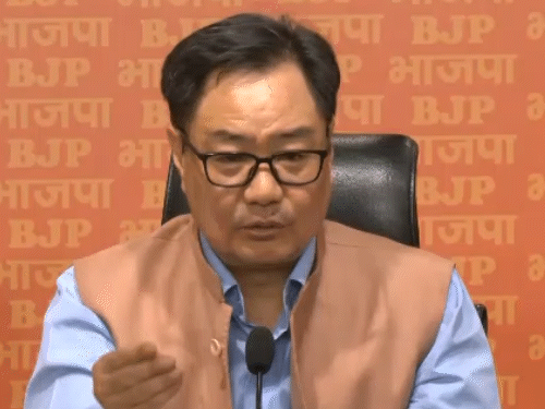 राहुल के आरोपों पर भाजपा की प्रेस कॉन्फ्रेंस:रिजिजू बोले- हम चुनाव हारने पर रोना-धोना नहीं करते, राहुल का एटम बम कभी नहीं फटता