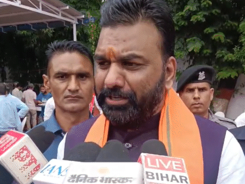 पूर्णिया में चिराग, सम्राट चौधरी, मनीष वर्मा की जनसभा:NDA के LJP(R) प्रत्याशी नितेश कुमार सिंह के समर्थन में भरेंगे हुंकार, वोटरों को समेटने पर होगा फोकस