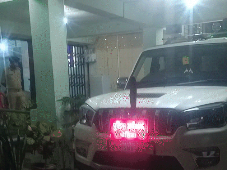 युवती से छेड़छाड़, विरोध पर परिजनों से मारपीट:बेतिया में पांच आरोपियों पर एफआईआर दर्ज, जांच शुरू