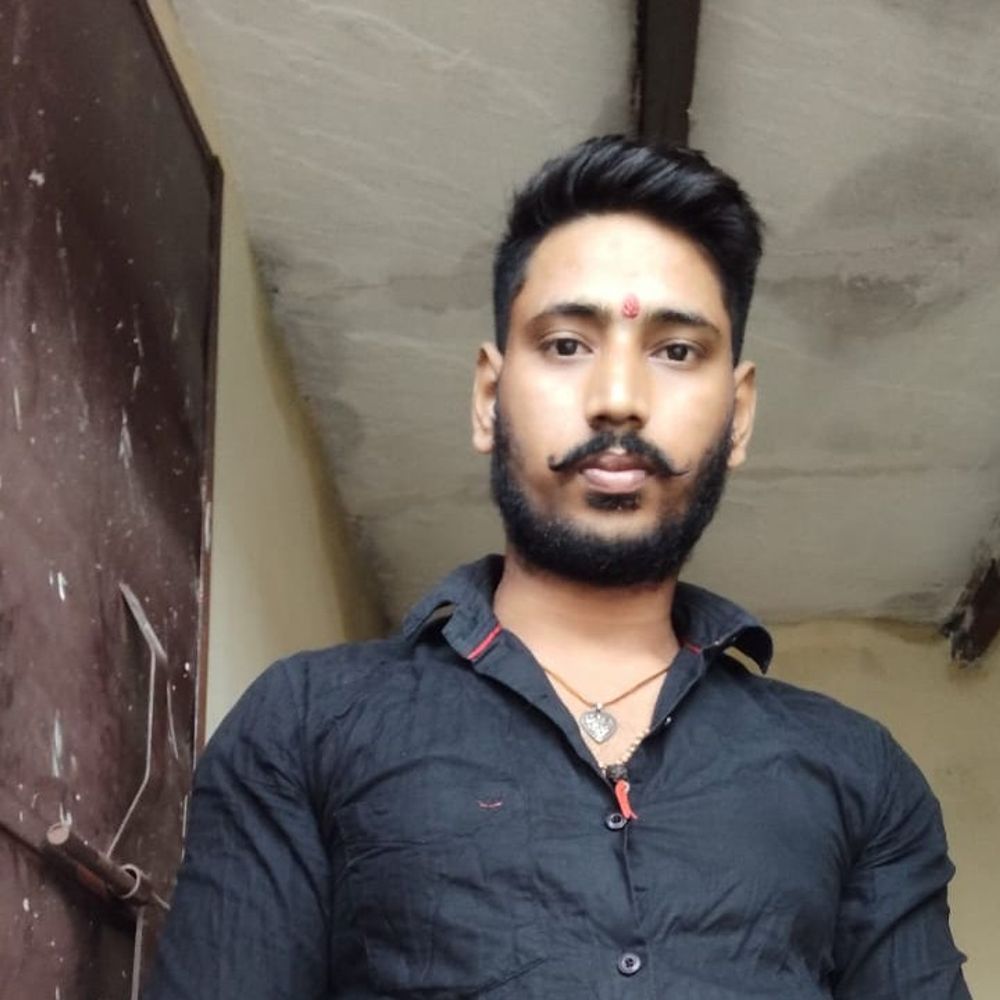 भागलपुर में जहरीला पदार्थ खाने से युवक की मौत:हार्डवेयर दुकान में काम करता था; भाई बोला- कुछ समझ में नहीं आ रहा है, क्या हुआ