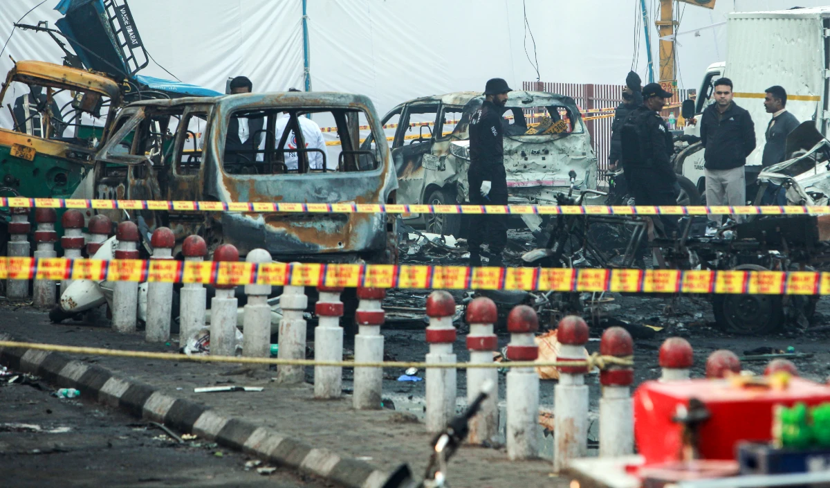 Delhi Red Fort Blast: दिल्ली पुलिस की शुरुआती जांच में संभावित फिदायीन हमले की आशंका