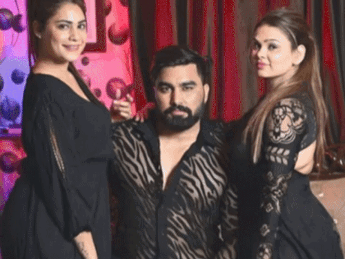 यूट्यूबर अरमान मलिक को जान से मारने की धमकी:दोनों पत्नियों को भी फोन किए; ₹1 करोड़ मांगे, कहा- पैसे नहीं दिए तो चमत्कार दिखाएंगे