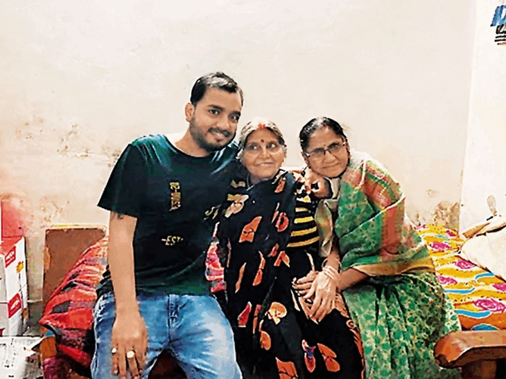 आज से खुला फिजिक्स वाला का IPO:यूट्यूब चैनल से शुरुआत, अब ₹30 हजार करोड़ की कंपनी; अलख की नेटवर्थ शाहरुख से ज्यादा