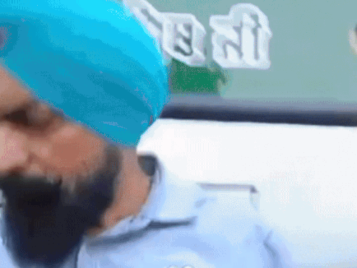 ड्राइवर बोला-कौन बदमाशी कर रही, महिलाओं ने रोडवेज बस घेरी:जलालाबाद स्टैंड पर हंगामा, कंडक्टर-चालक पर अभद्रता का आरोप; पुलिस थाने ले गई