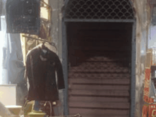 अलीगढ़ में मस्जिद के नीचे मिला 100 साल पुराना नाला:निगम की कार्रवाई पर बजरंगबल ने किया विरोध, महापौर ने जांच के दिए निर्देश