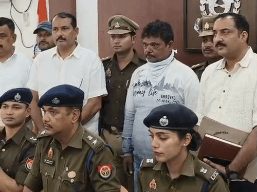 काकादेव कोचिंग मंडी में ड्रग्स सप्लाई गैंग का सरगना गिरफ्तार:स्टूडेंट्स को बनाया जाता था टारगेट, उड़ीसा और आंध्र प्रदेश से लाते थे गांजा