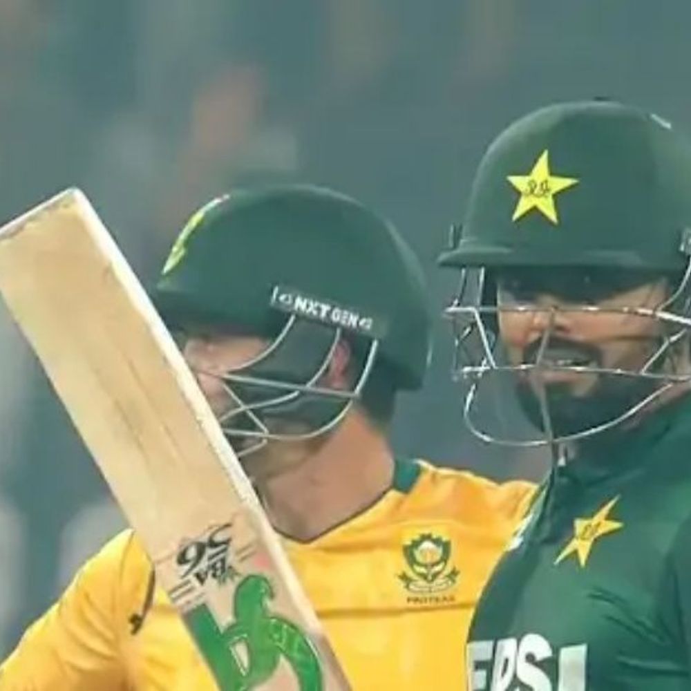 बाबर टी-20 में सबसे ज्यादा रन बनाने वाले बल्लेबाज बने:रोहित शर्मा को पीछे छोड़ा; पाकिस्तान ने साउथ अफ्रीका को 9 विकेट से हराया